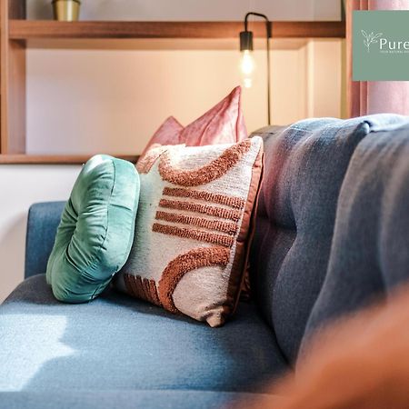 Stunning Five Bedroom Manchester House With Free Parking By Purestay Short Lets & Serviced Accommodation Exterior foto